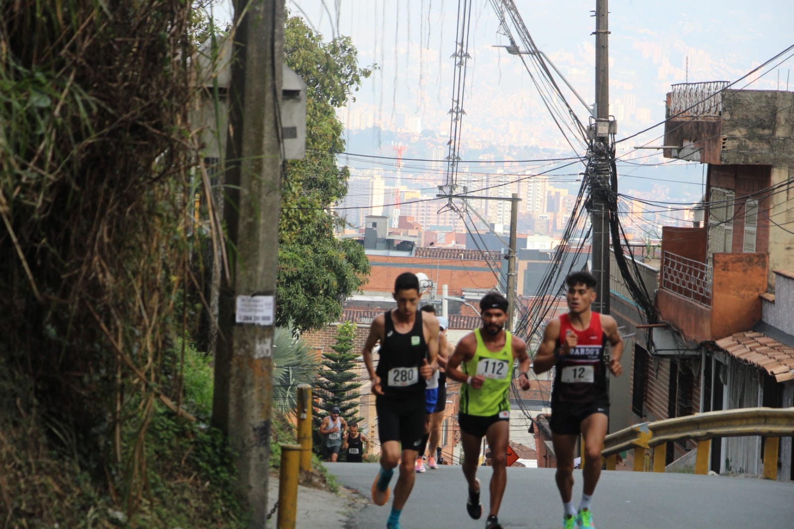 Atentos a los cierres viales este domingo en Envigado por la carrera “Trepadores a la Catedral”
