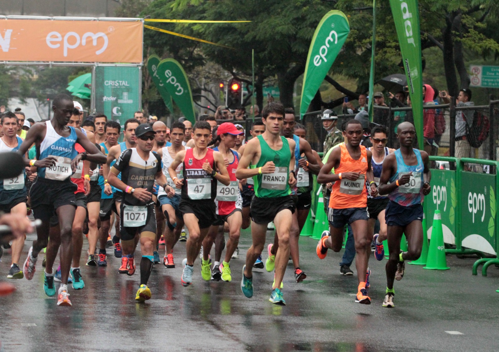 El domingo es la Maratón Medellín: atentos a los cierres viales en Envigado, Sabaneta y Medellín