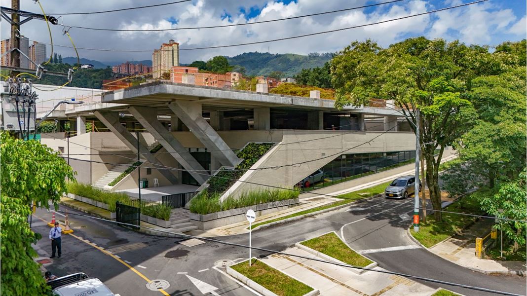 Gobierno Nacional aportó $40.000 millones para terminar bloque de la Universidad de Envigado