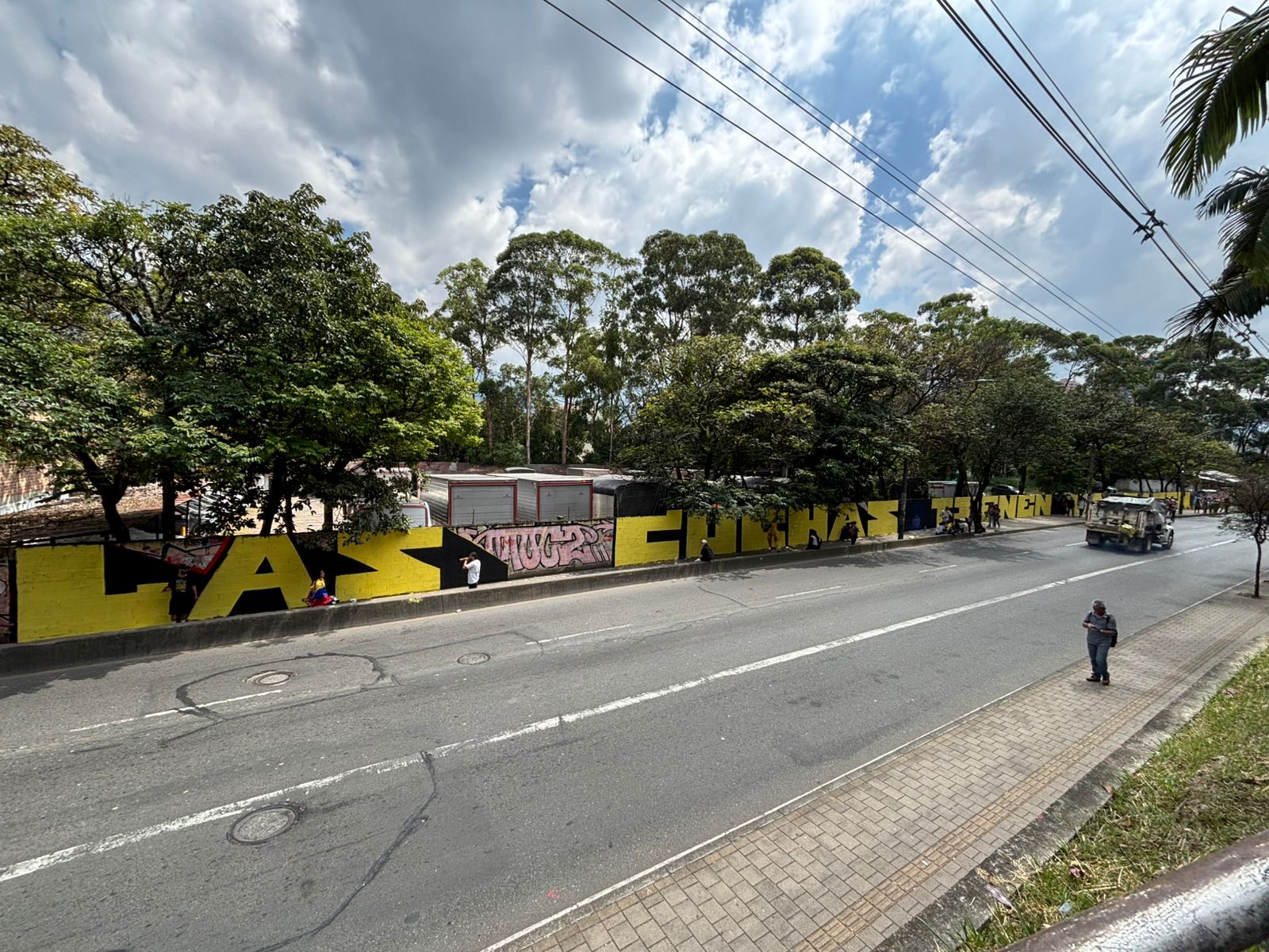 Itagüí también pintó su mural en homenaje a “Las cuchas tienen la razón”