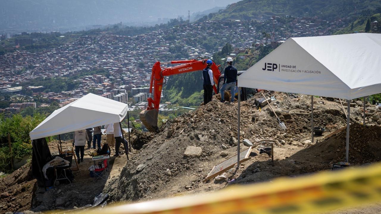 No eran delincuentes: la historia de los primeros cuerpos hallados en La Escombrera de Medellín