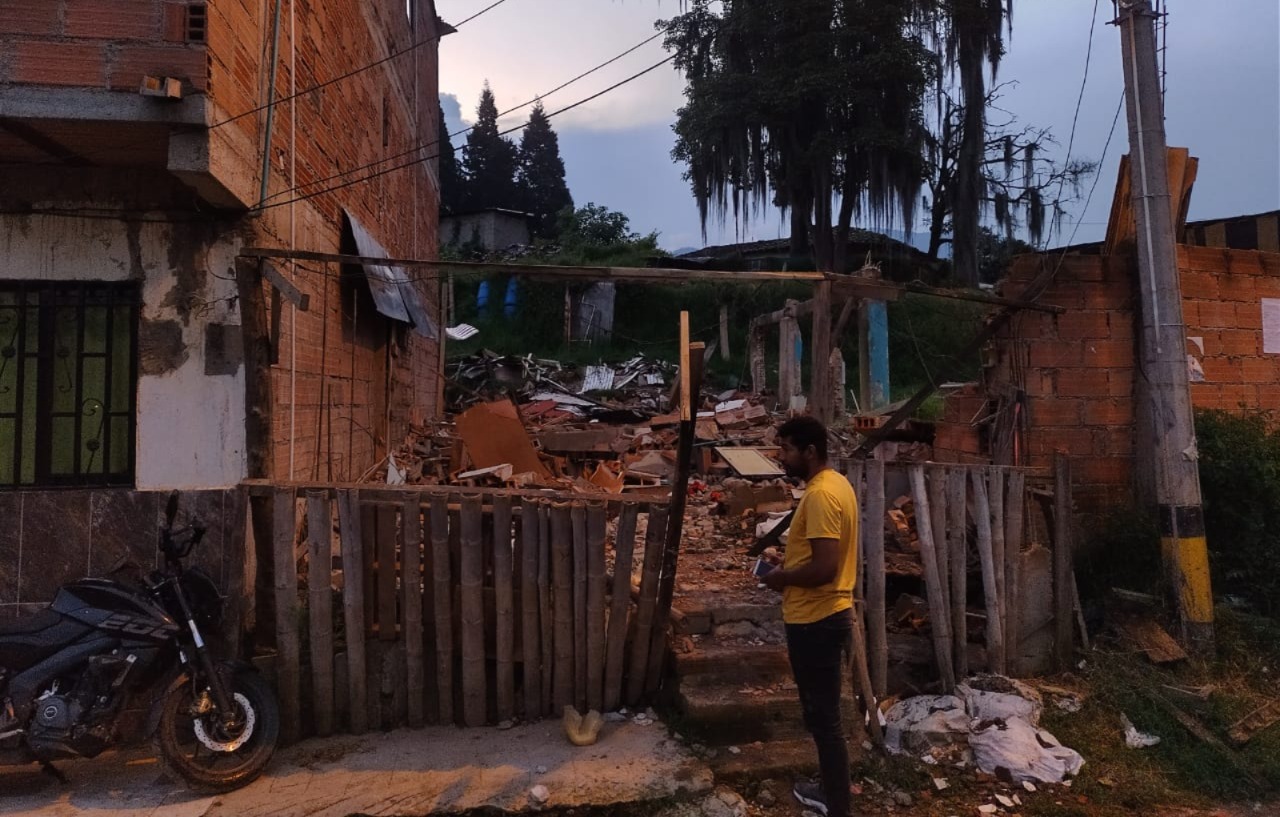 “No somos ni invasores ni estafadores”: hablan hermanos Agudelo del barrio La Chuscala en Caldas