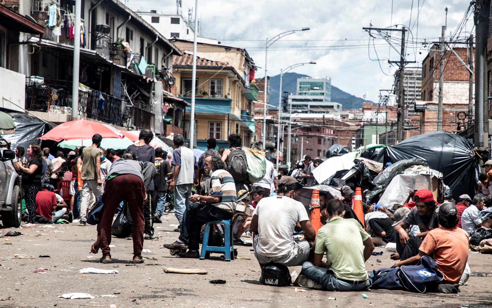Deterioro físico, mendicidad, inseguridad y basuras: los graves problemas del Centro de Medellín