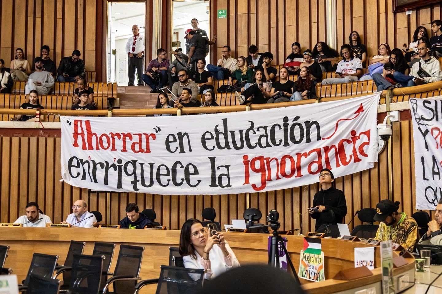 Gobernador de Antioquia reversó cambios en la estampilla pro universidad ante presión y movilizaciones estudiantiles