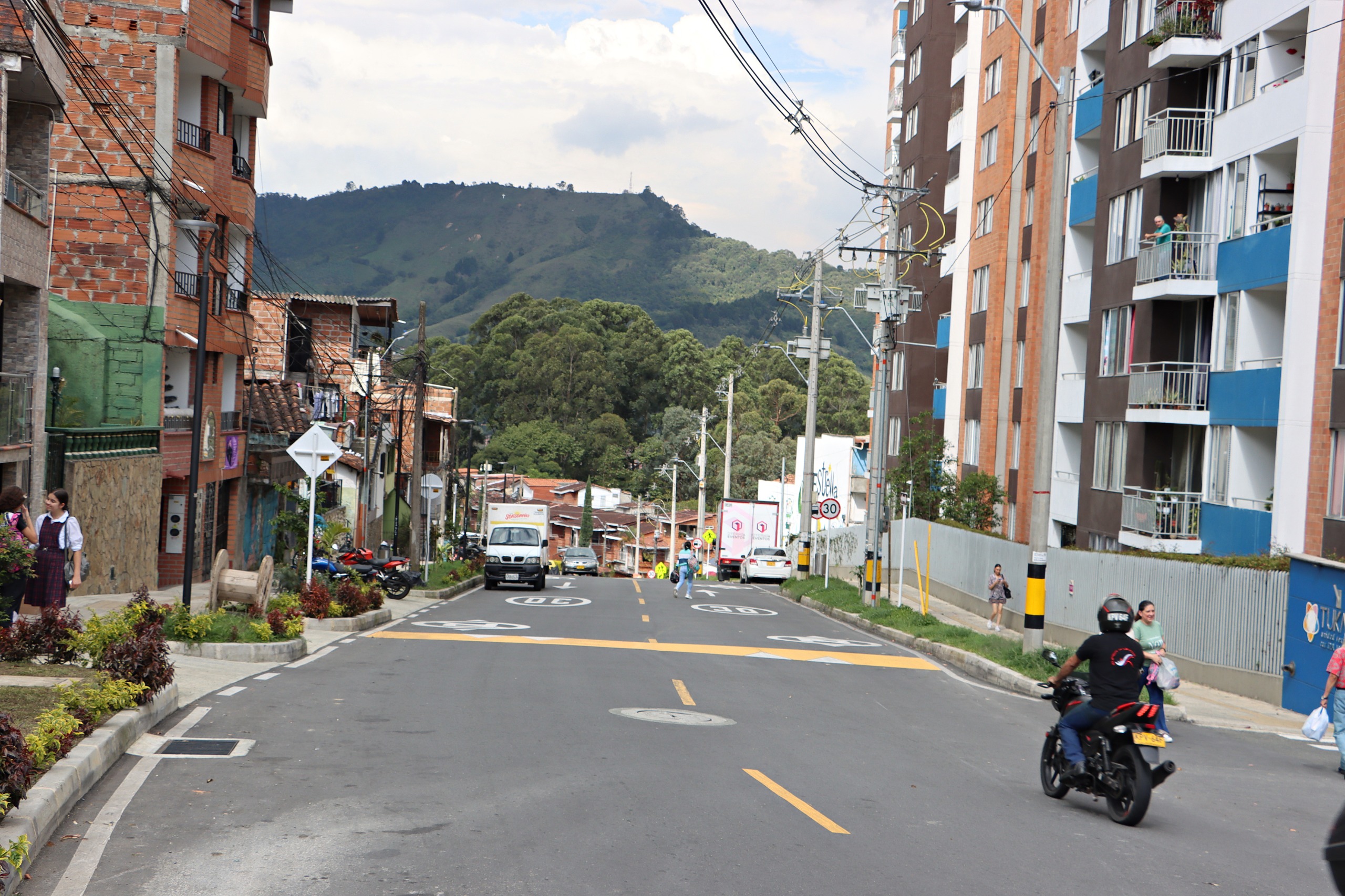 ¡Por fin! Luego de varios retrasos, entregan la ampliación vial La Ferrería La Estrella