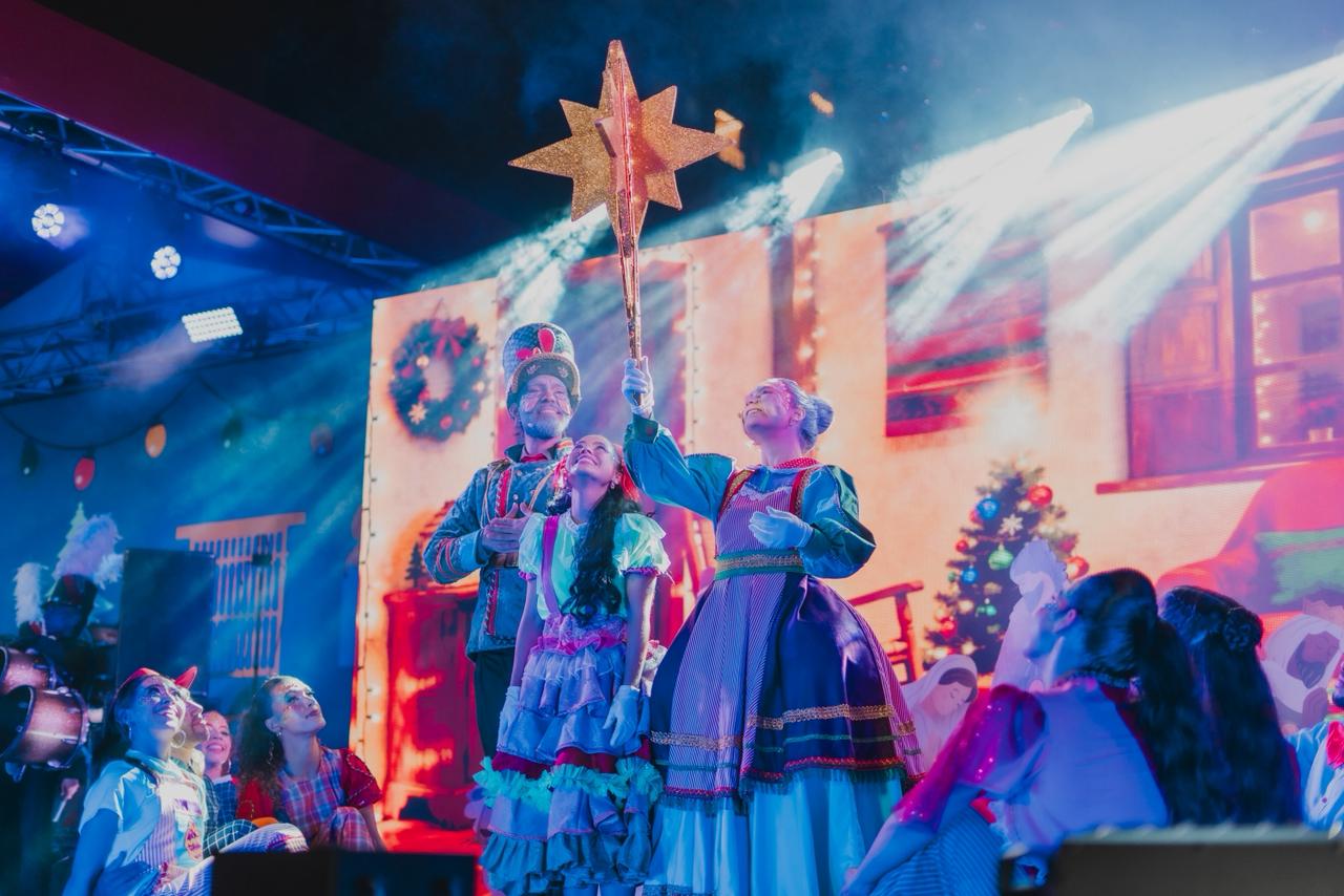 Sabaneta encendió su Navidad con un show familiar: el alumbrado estará hasta enero de 2026