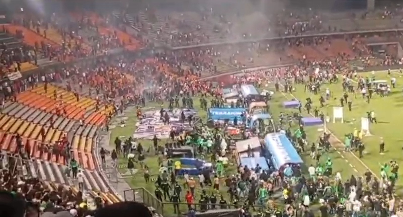 “Son delincuentes, criminales”: Alcaldía de Medellín denunciará ante Fiscalía a responsables de desmanes tras final de Copa Colombia