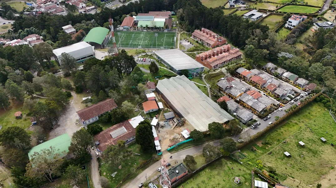 Corantioquia retoma trámites ambientales de Envigado para unificar criterios en construcciones en zona rural
