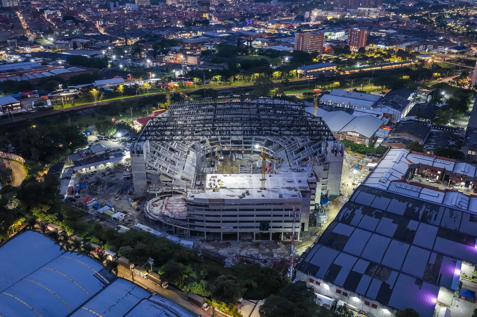 Así avanza el imponente Arena Primavera en Sabaneta: obras alcanzan el 60 % y estaría listo para noviembre