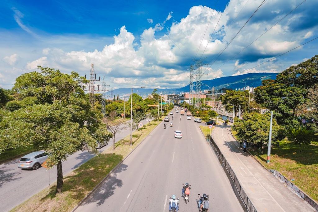 Envigado aplaza el inicio de sanciones económicas con las nuevas cámaras de fotomultas