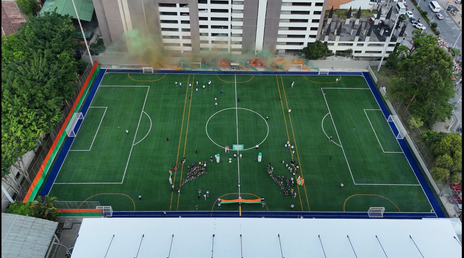 Sabaneta ya disfruta de nuevo de su cancha de fútbol de la Unidad Deportiva Zona Sur