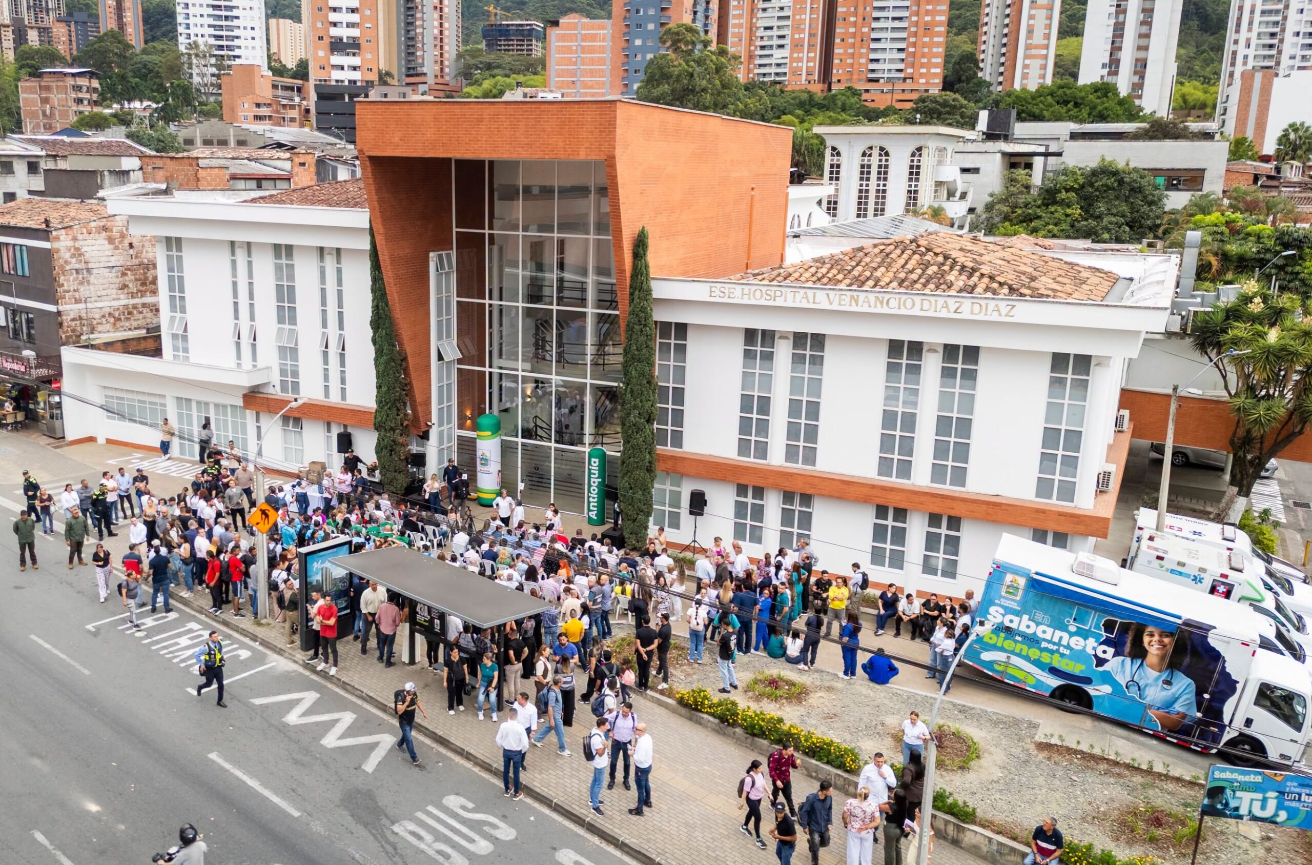 Entregan obras de recuperación del Hospital Venancio Díaz Díaz de Sabaneta, que busca mejorar la atención a pacientes