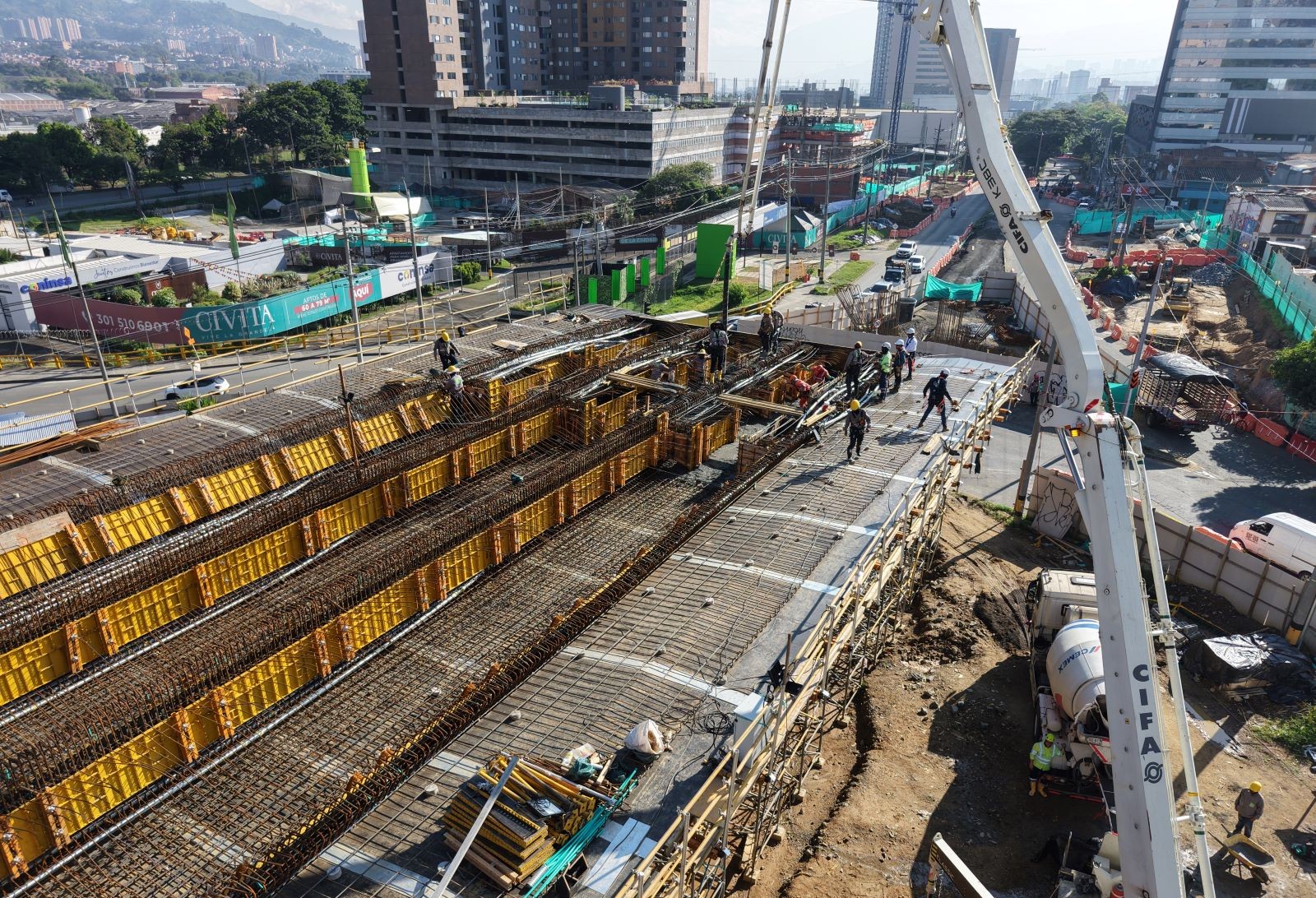 Construcción del intercambio vial Mayorca entre Envigado y Sabaneta avanza más rápido de lo planeado