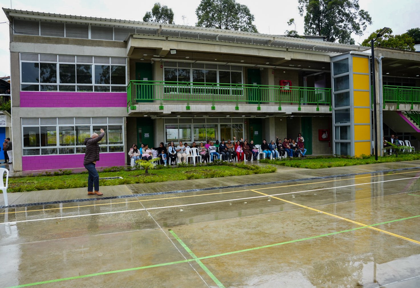 Después de más de 10 años construyen un nuevo colegio en Caldas: la IE Salinas beneficiará a 480 estudiantes de la zona rural